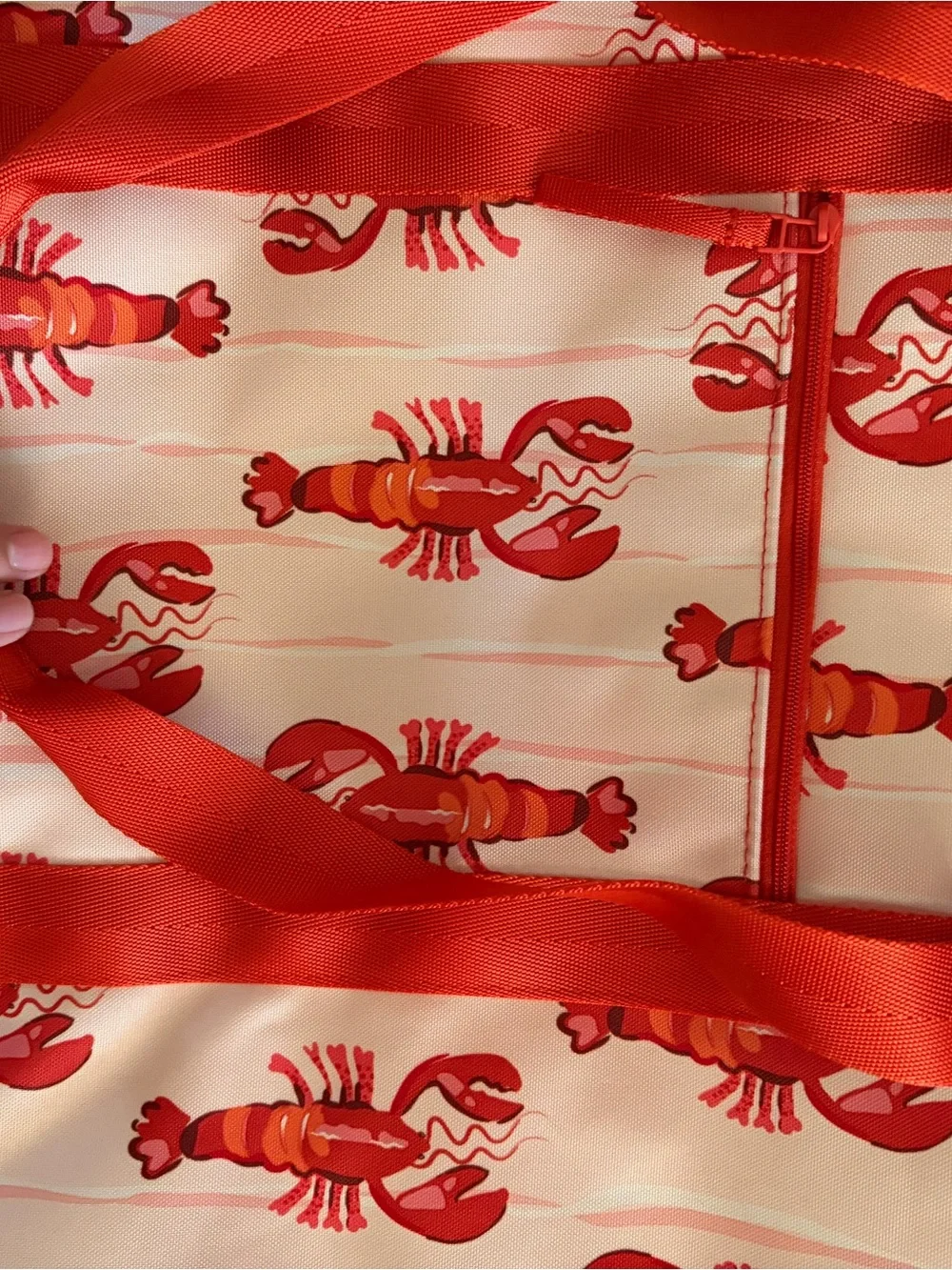 NWT - Vera Bradley Lobster Print large family Tote - Picture 5 of 6